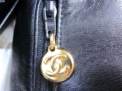 ep zipper chanel|authentic chanel zipper pull.